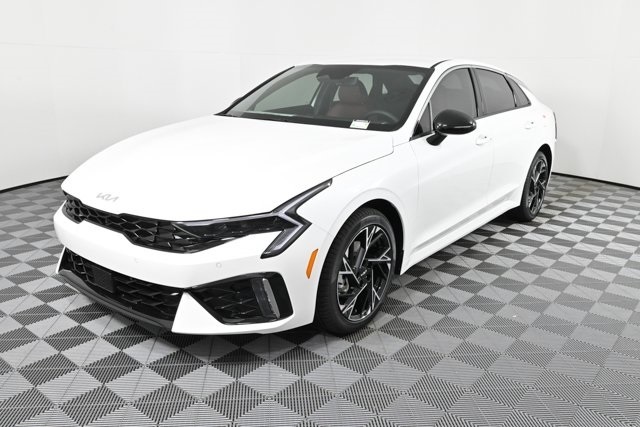 2026 Kia K5 GT-Line photo 2