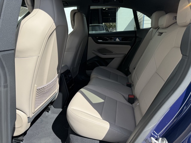 2025 Porsche Macan Electric 4 photo 22