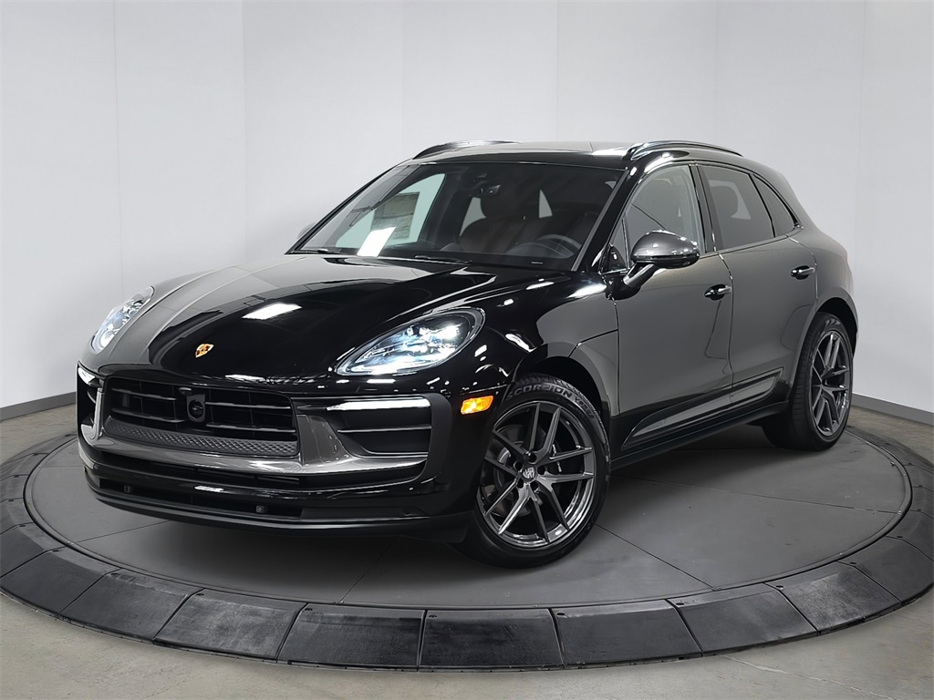 2025 Porsche Macan T