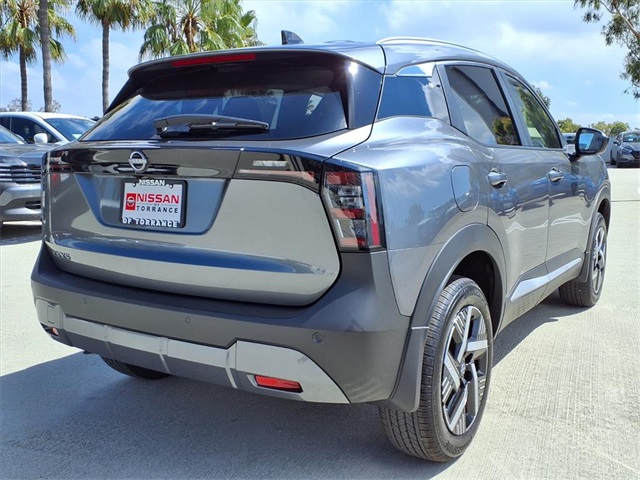 2026 Nissan Kicks SV photo 8