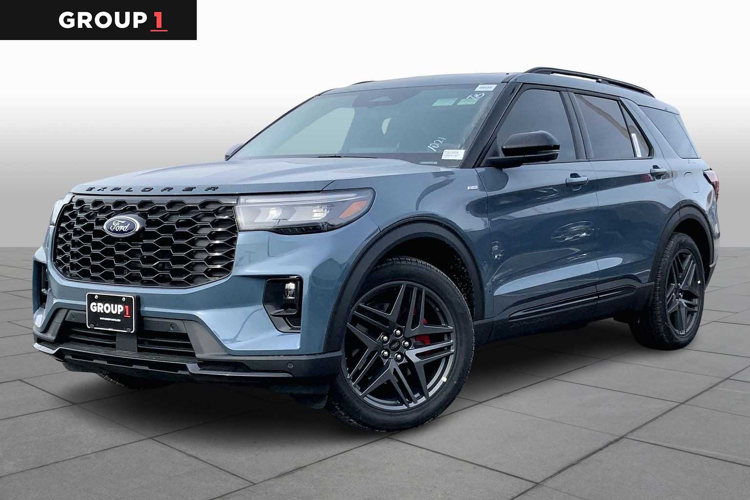 2026 Ford Explorer ST-LINE's photo