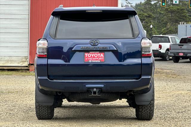 2022 Toyota 4Runner SR5 Premium 4WD photo 4