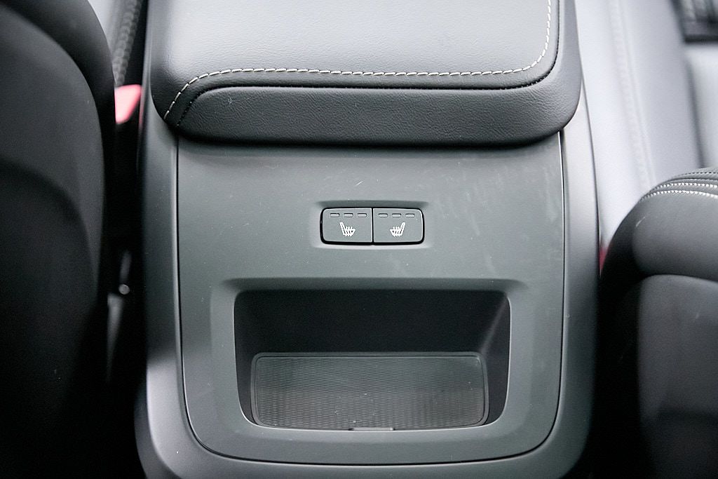 2024 VOLVO XC60 - Image 23