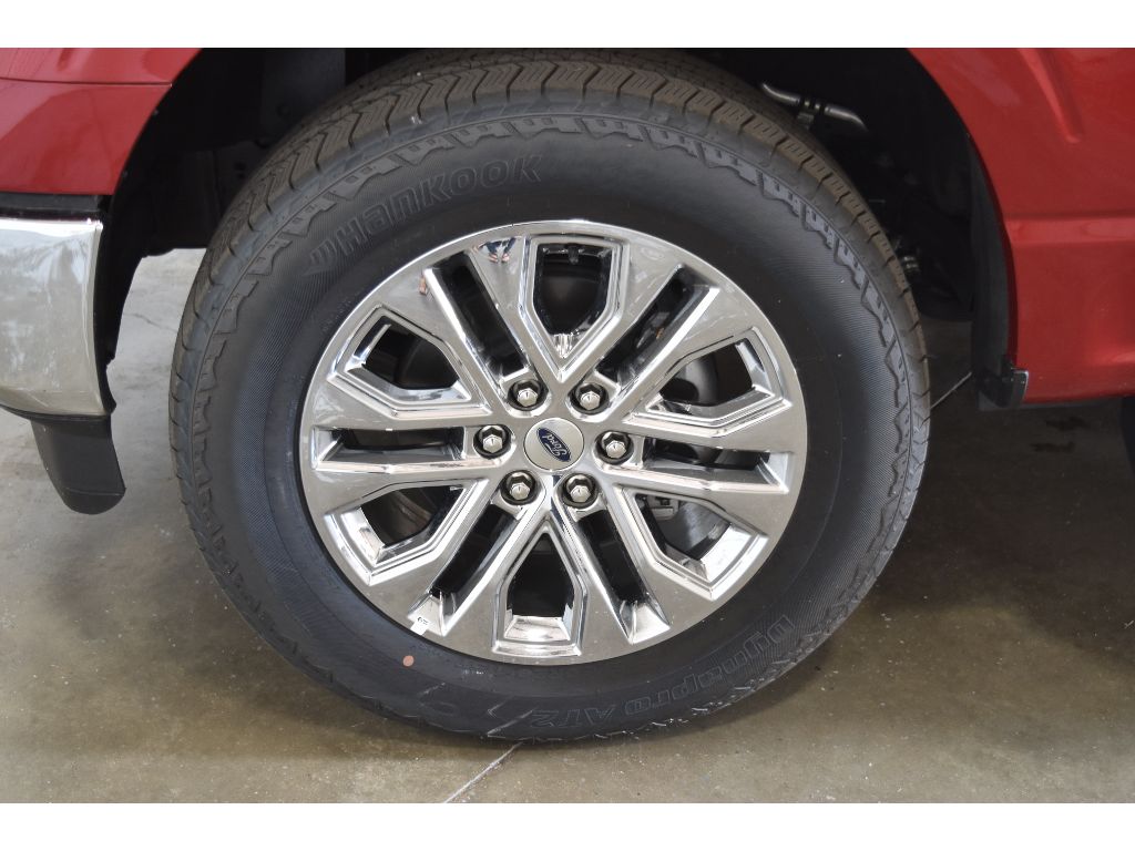 2025 Ford F-150 XLT photo 3