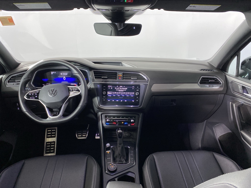 2023 Volkswagen Tiguan SE R-Line Black photo 16