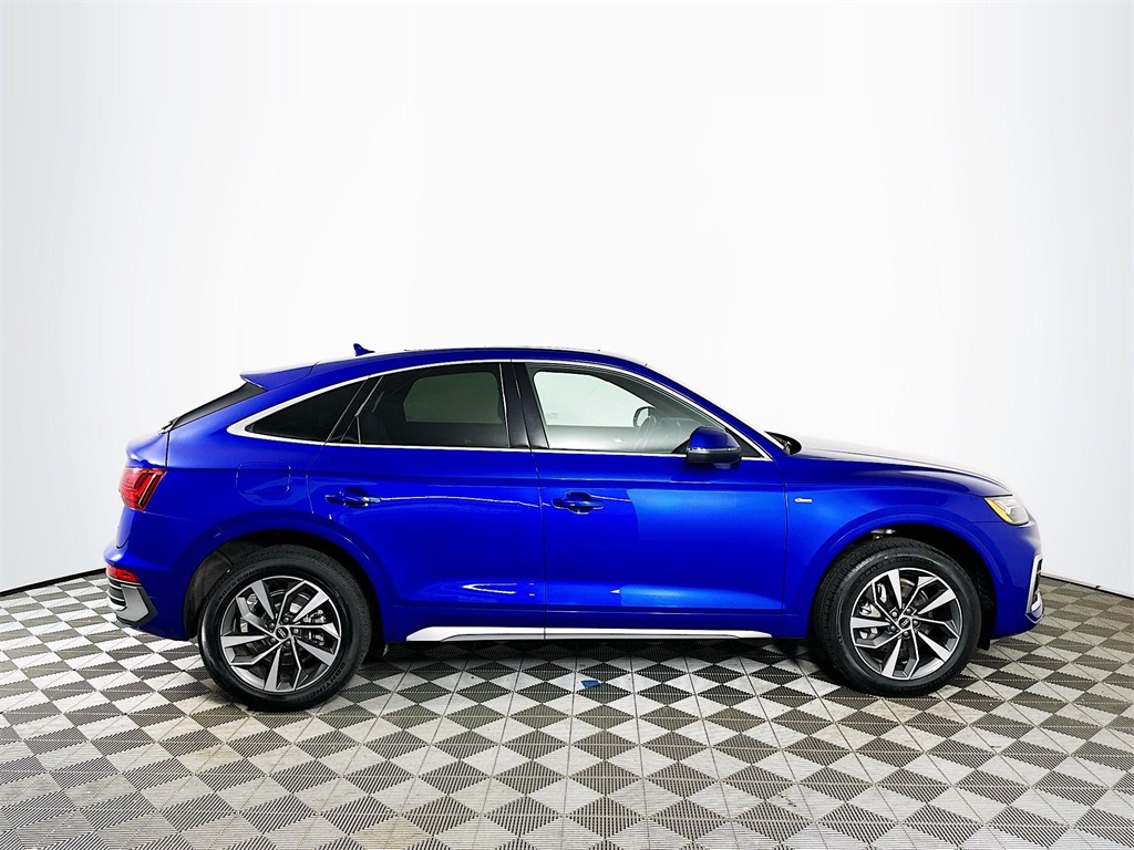 2022 Audi Q5 Sportback 45 S line Premium Plus photo 4