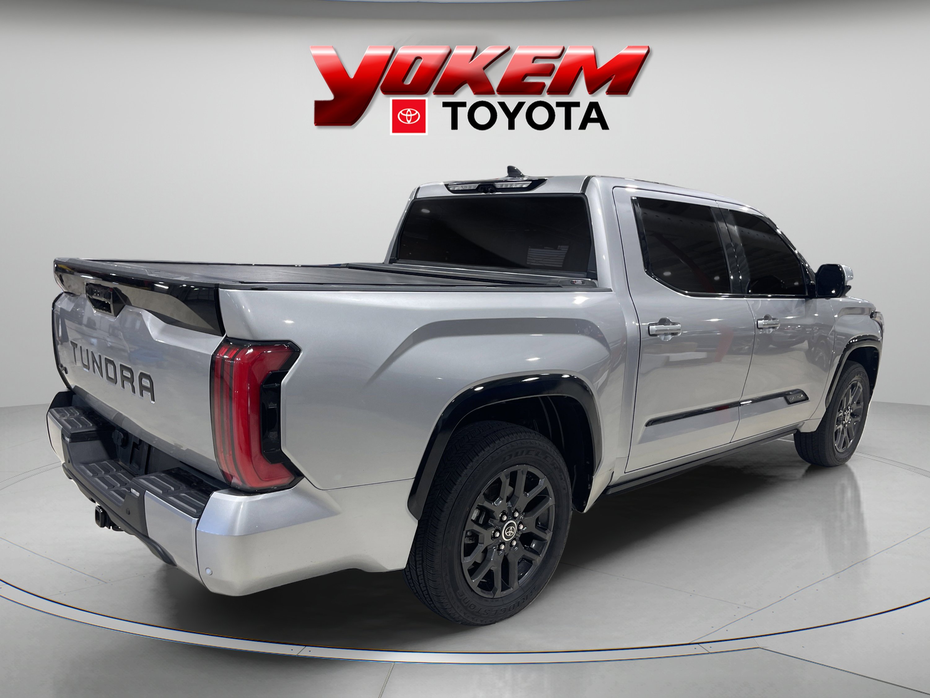 2023 Toyota Tundra Platinum photo 5