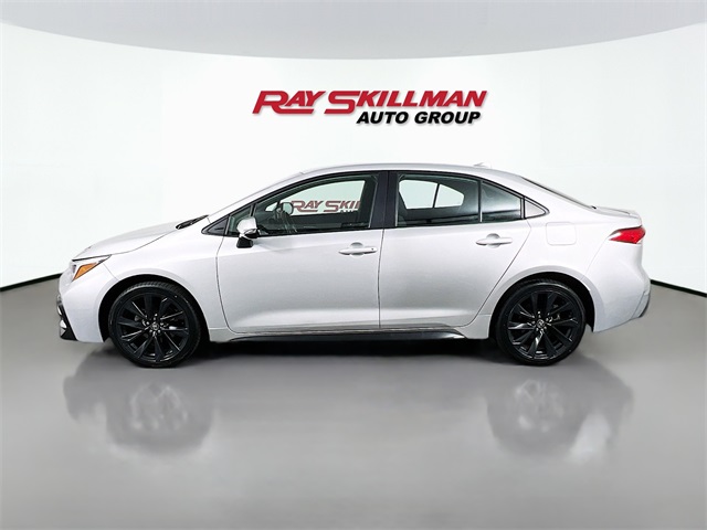 2024 Toyota Corolla SE photo 4