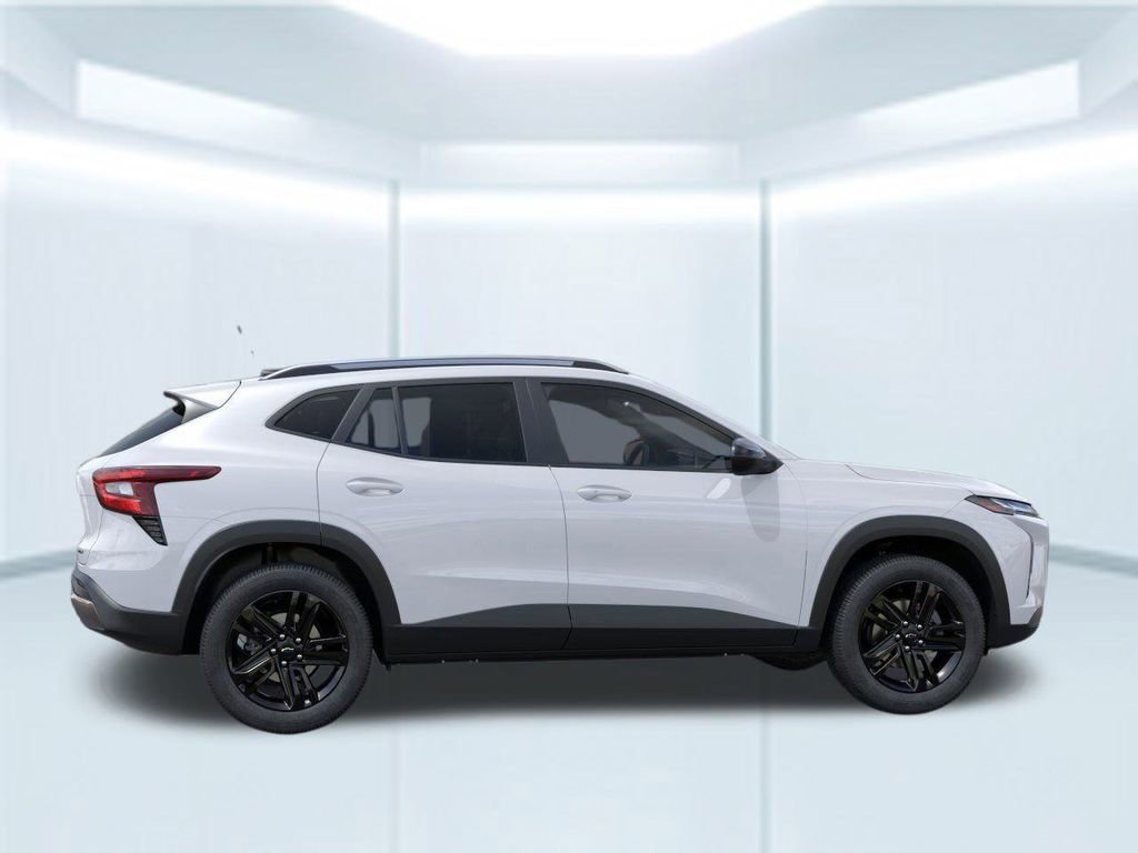 2025 Chevrolet Trax ACTIV photo 4