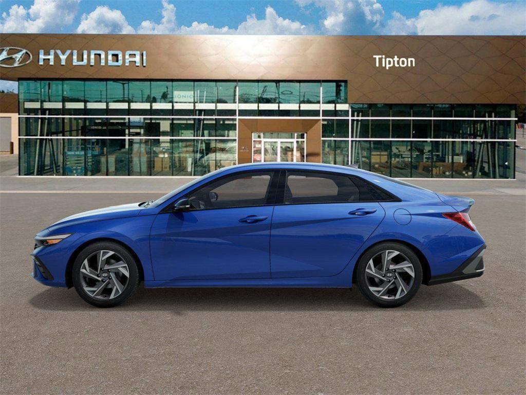 2025 Hyundai Elantra SEL Sport photo 3