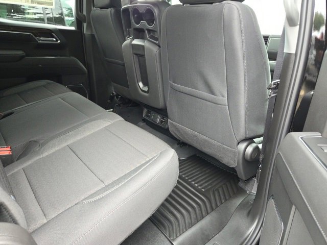 2026 Chevrolet Silverado 1500 LT photo 3