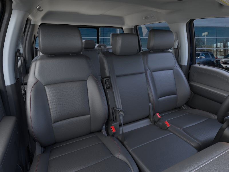 2025 Ford F-350 Lariat photo 4