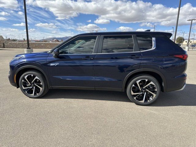 2024 Mitsubishi Outlander PHEV SE photo 8