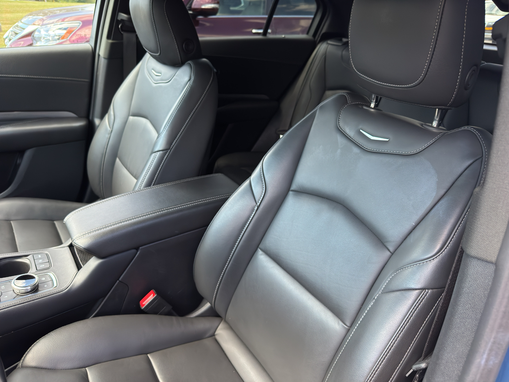 2025 Cadillac XT4 Premium Luxury photo 10