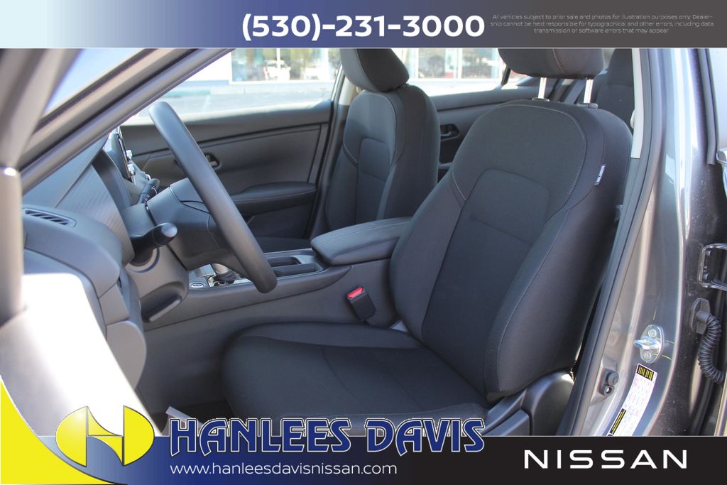 2025 Nissan Sentra S photo 9