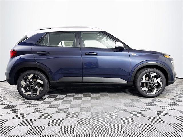 2025 Hyundai Venue Limited photo 7