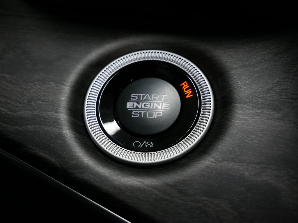 2025 Jeep Grand Cherokee Limited photo 19