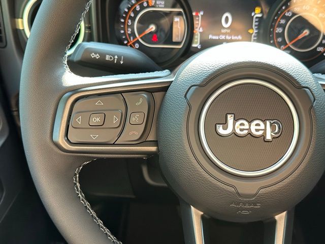 2025 Jeep Gladiator Sport photo 20
