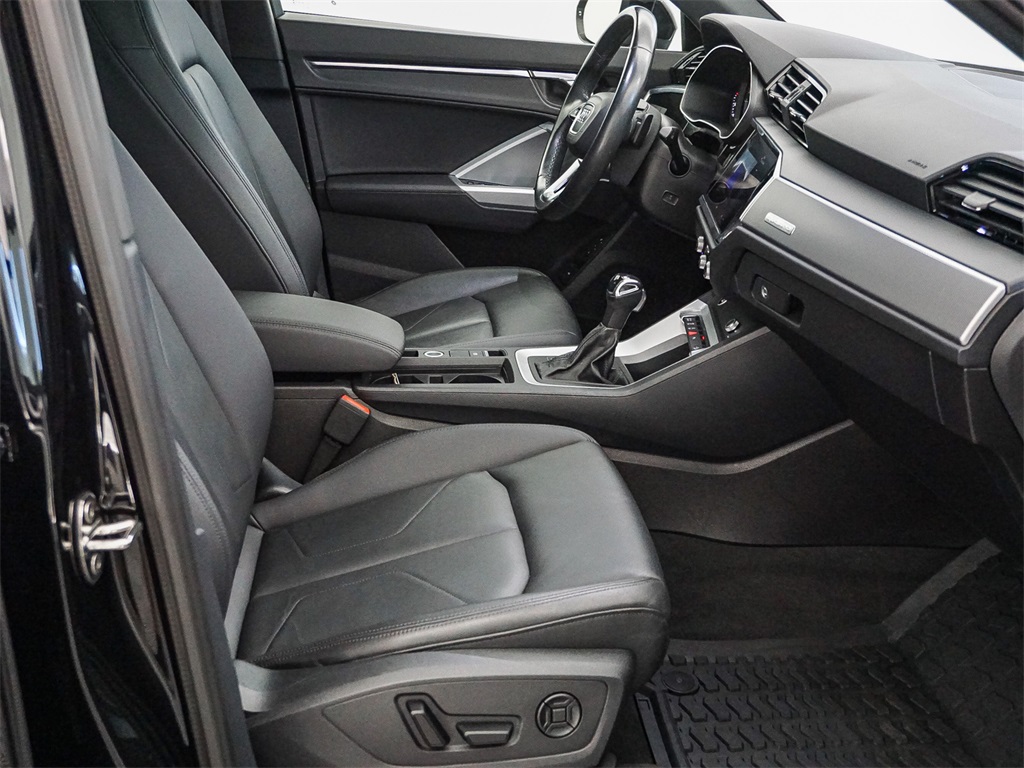 2022 Audi Q3 Premium S line photo 7