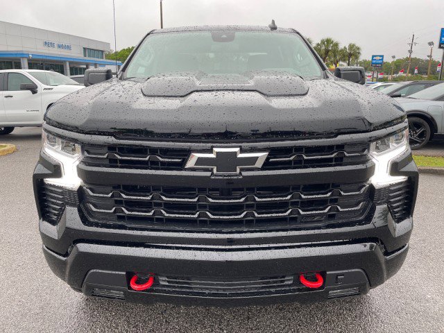 2025 Chevrolet Silverado 1500 LT Trail Boss photo 2