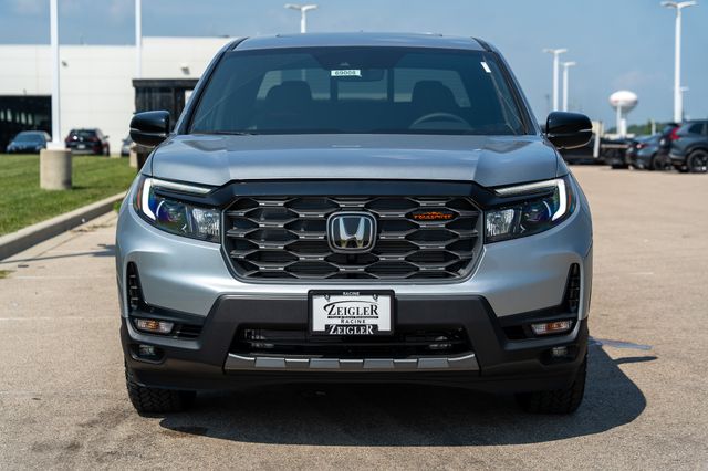 2025 Honda Ridgeline TrailSport photo 2
