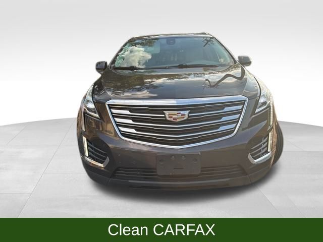 2017 Cadillac XT5 Premium Luxury photo 2