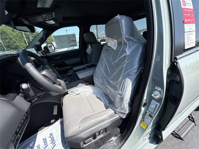 2026 Toyota Tundra Limited photo 3