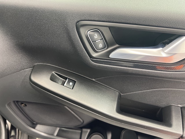 2023 Ford Escape ST-Line Select photo 23