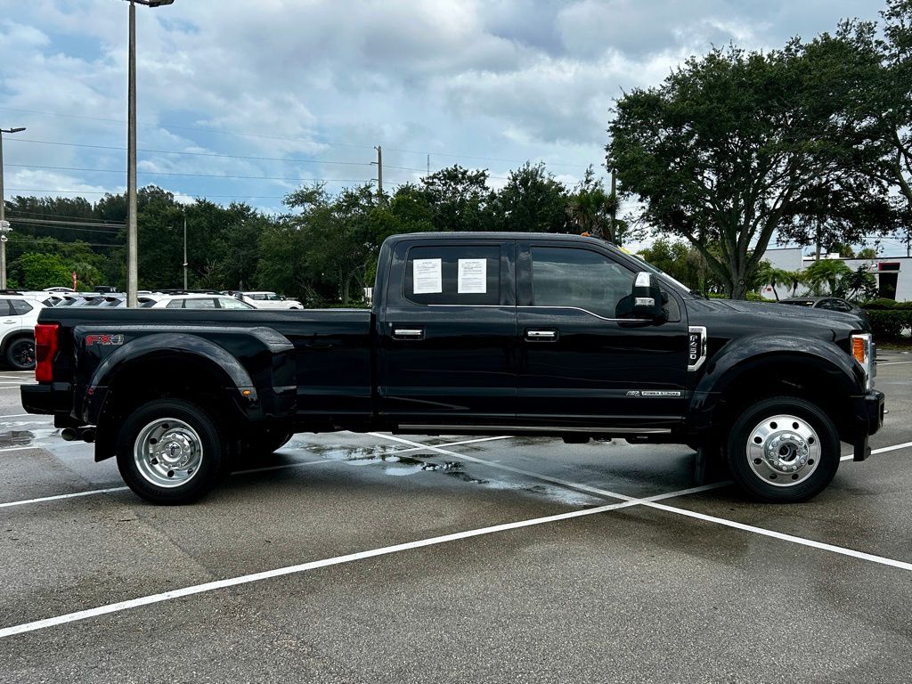 2019 Ford F-450 photo 3