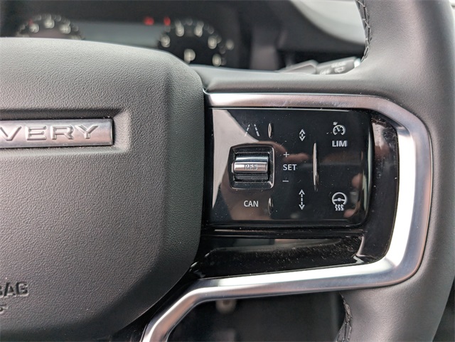 2024 Land Rover Discovery Sport SE photo 22