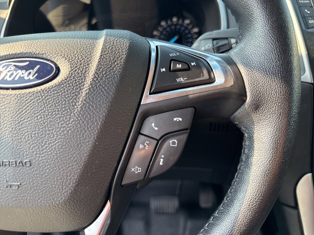 2019 Ford Edge SEL photo 33