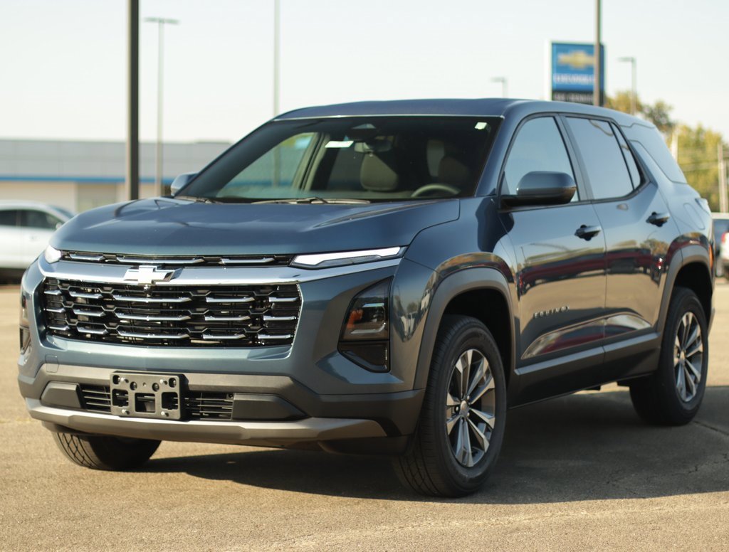 2026 Chevrolet Equinox LT photo 3