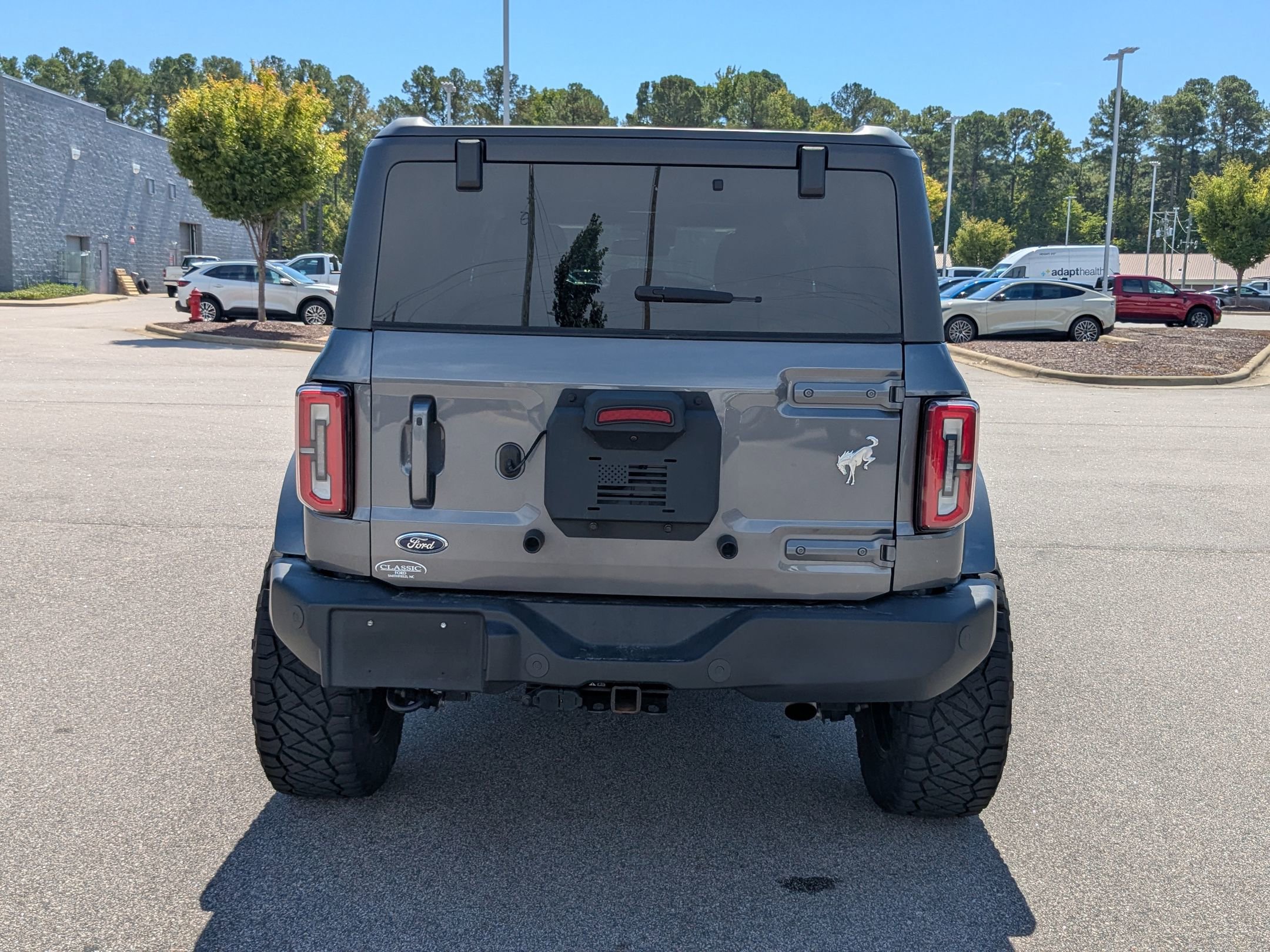 2023 Ford Bronco Outer Banks photo 8