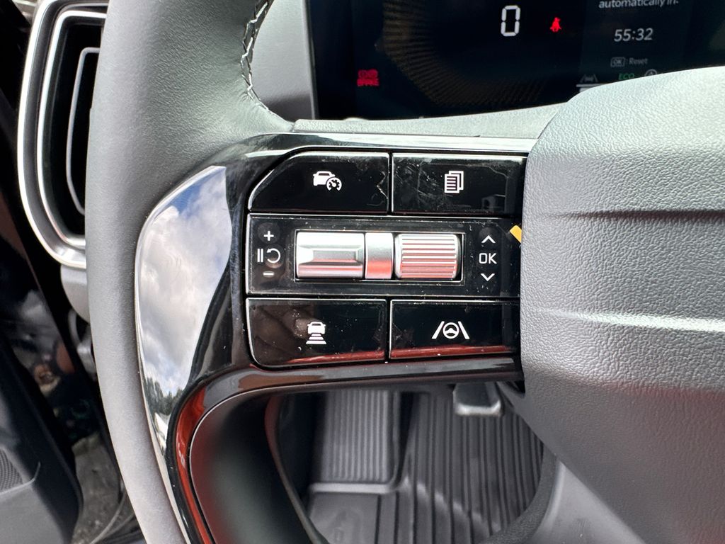 2026 Kia Sorento LX photo 25