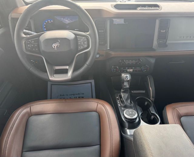 2024 Ford Bronco Outer Banks photo 14