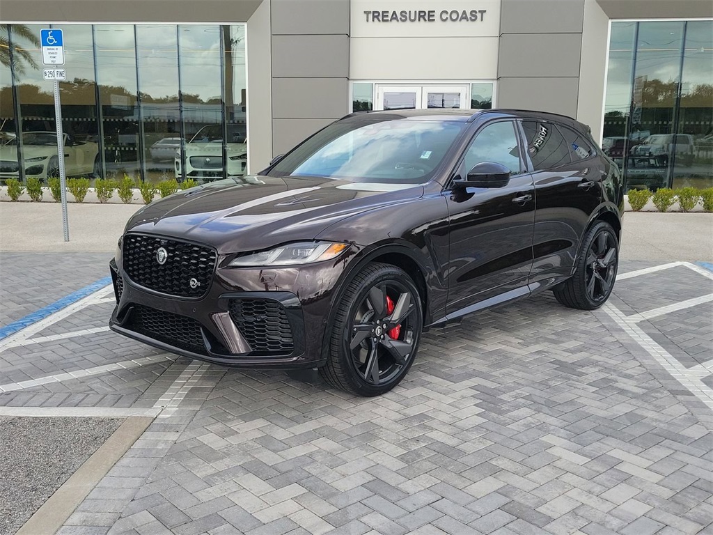 2026 Jaguar F-Pace SVR's photo