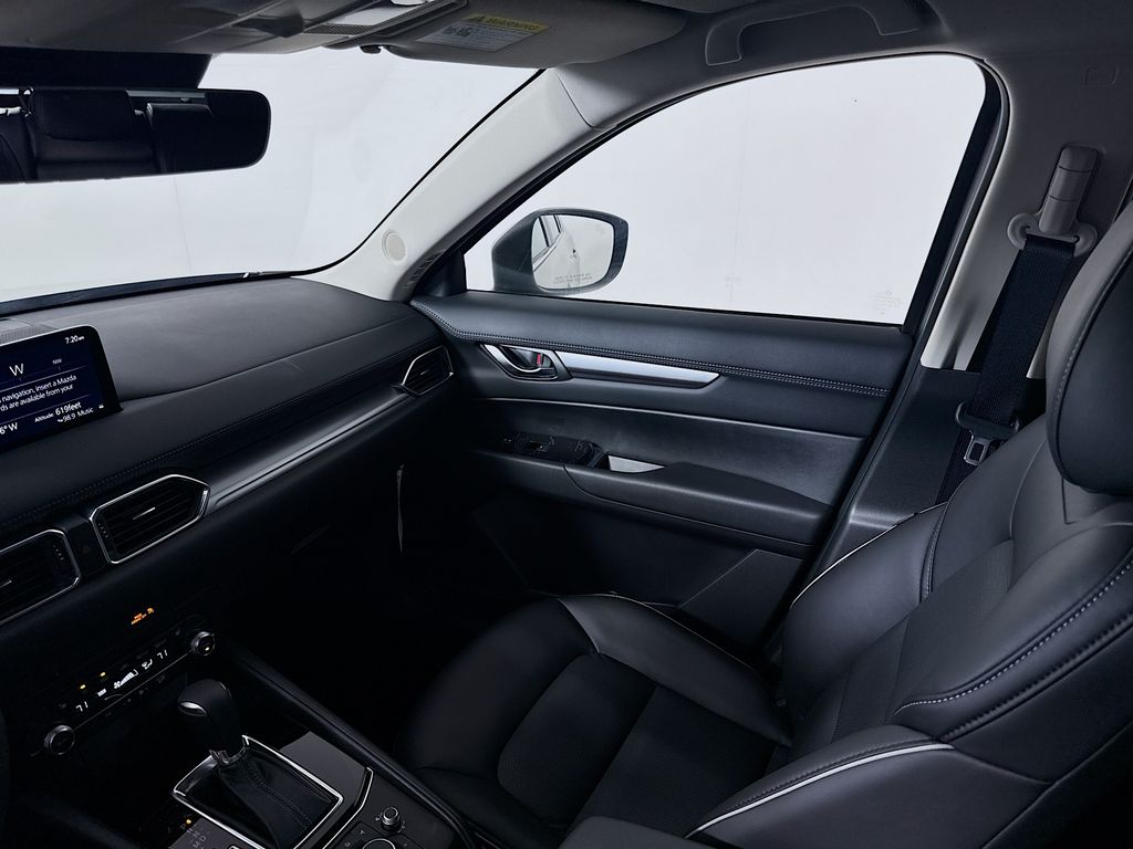 2025 Mazda CX-5 2.5 Select photo 20
