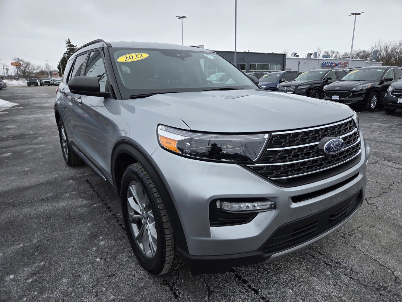 2022 Ford Explorer XLT's photo