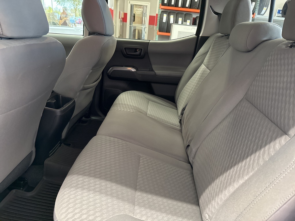 2023 Toyota Tacoma SR5 photo 13