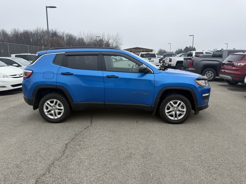 2021 Jeep Compass Sport photo 4