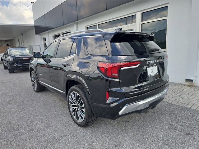 2026 Gmc Terrain Denali photo 2