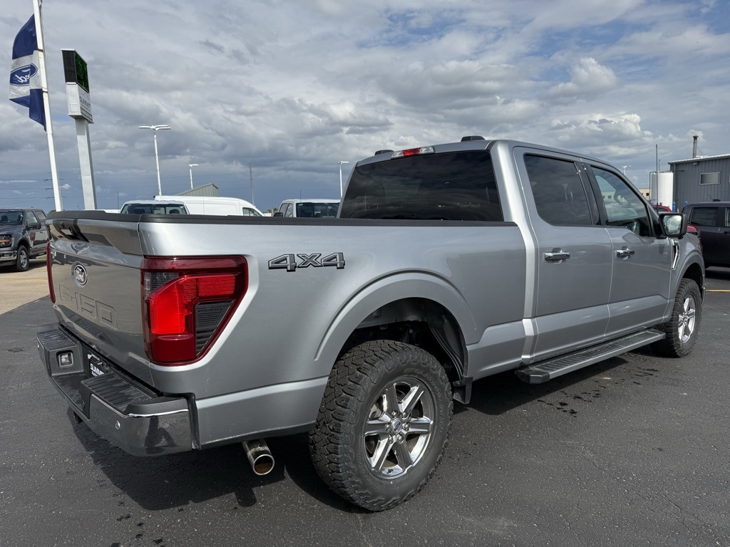 2024 Ford F-150 XLT photo 4
