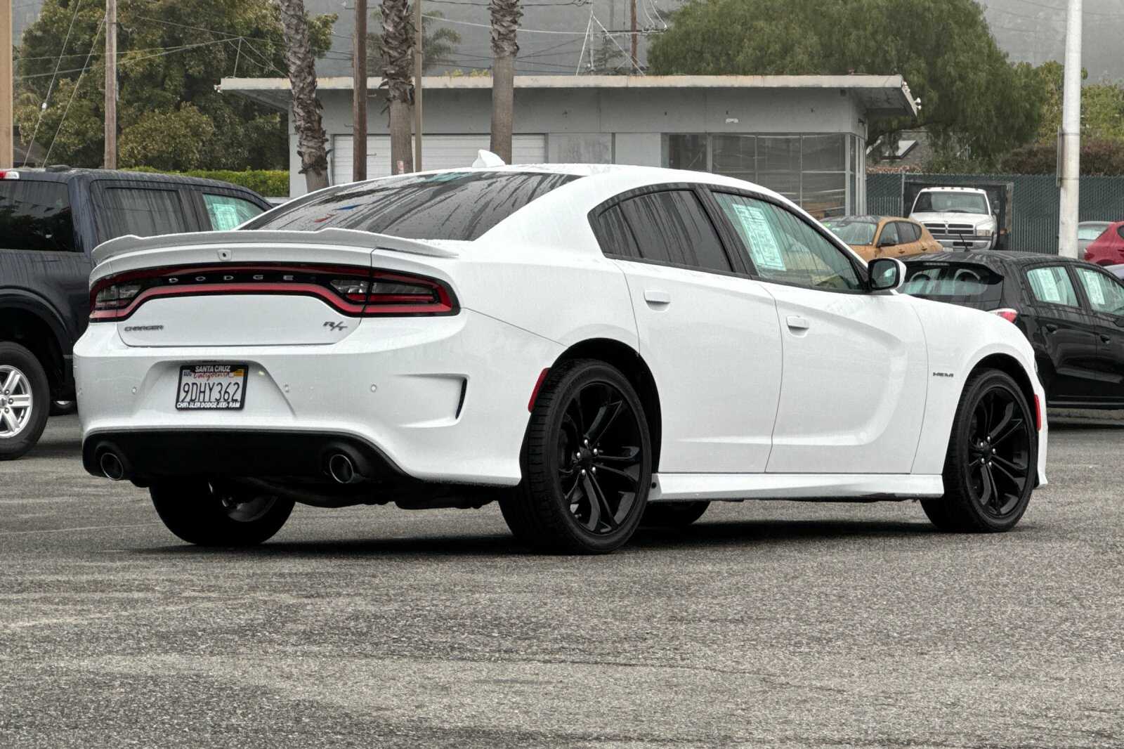 2022 Dodge Charger R/T photo 4