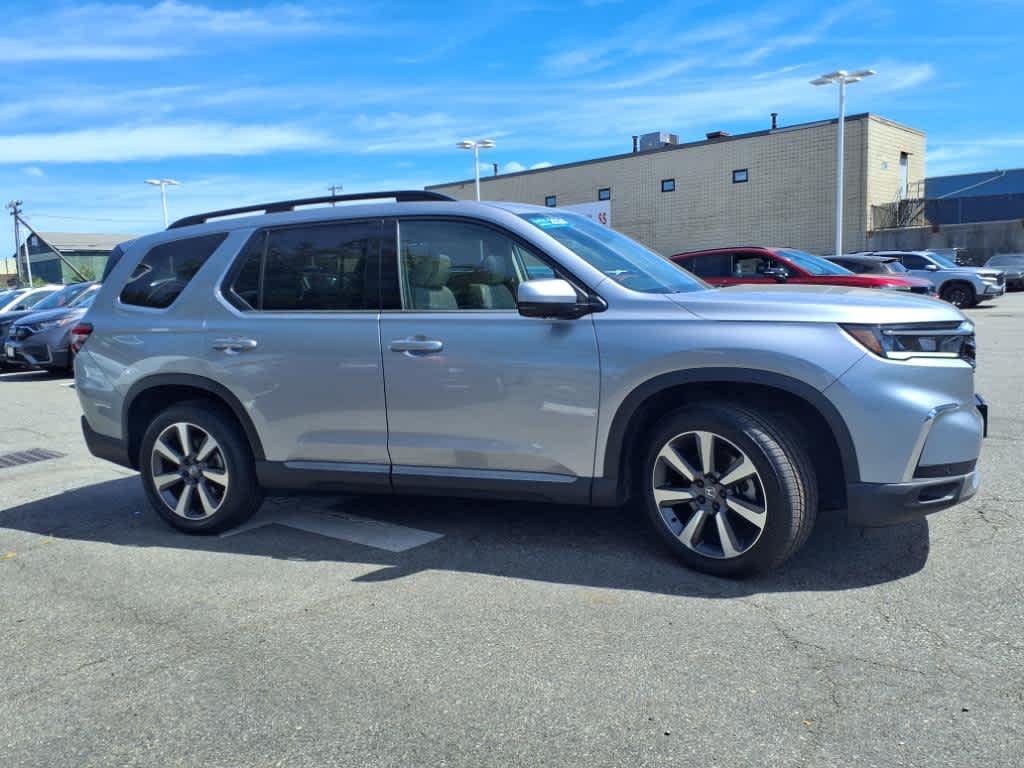2024 Honda Pilot Elite photo 3