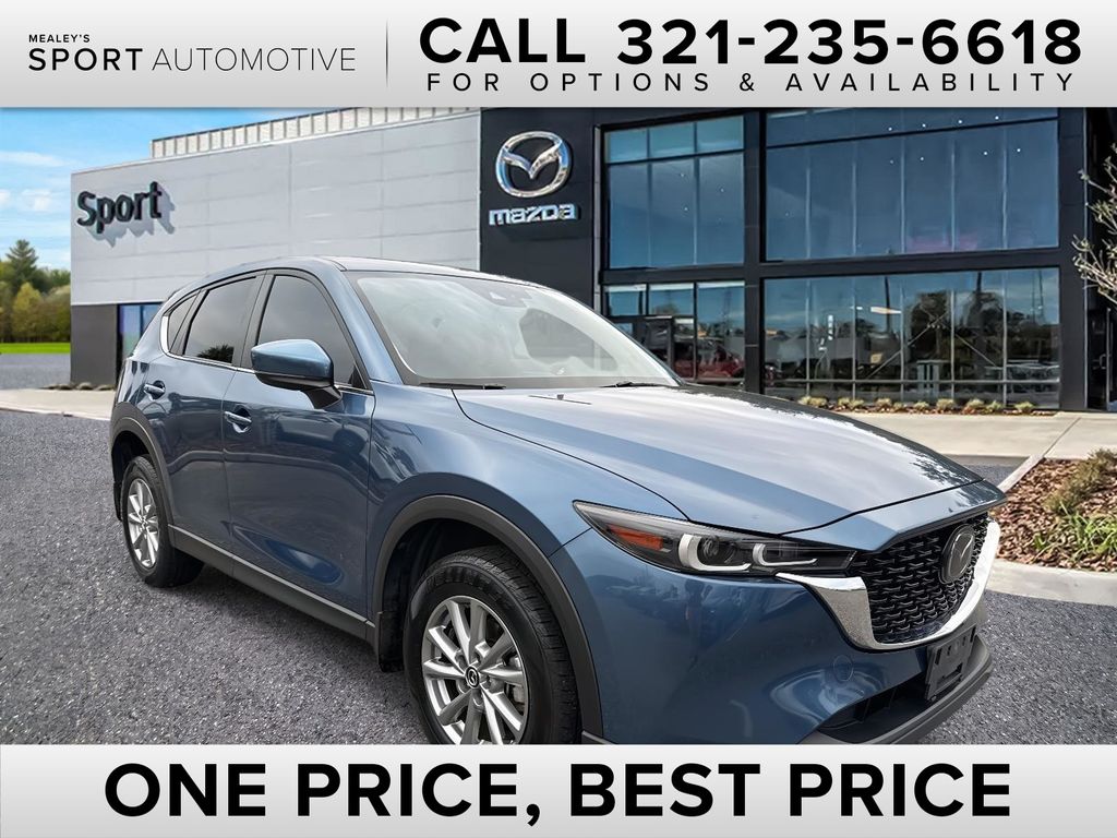 2022 Mazda CX-5 S Preferred package's photo