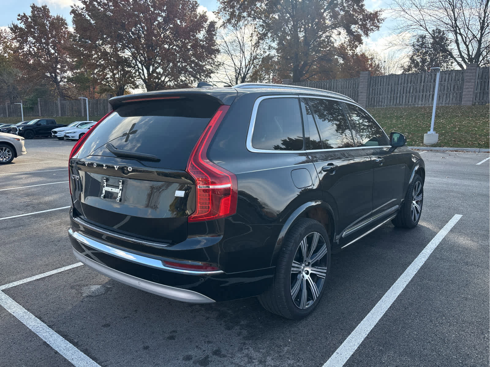 2022 Volvo XC90 Recharge Inscription Expression photo 3