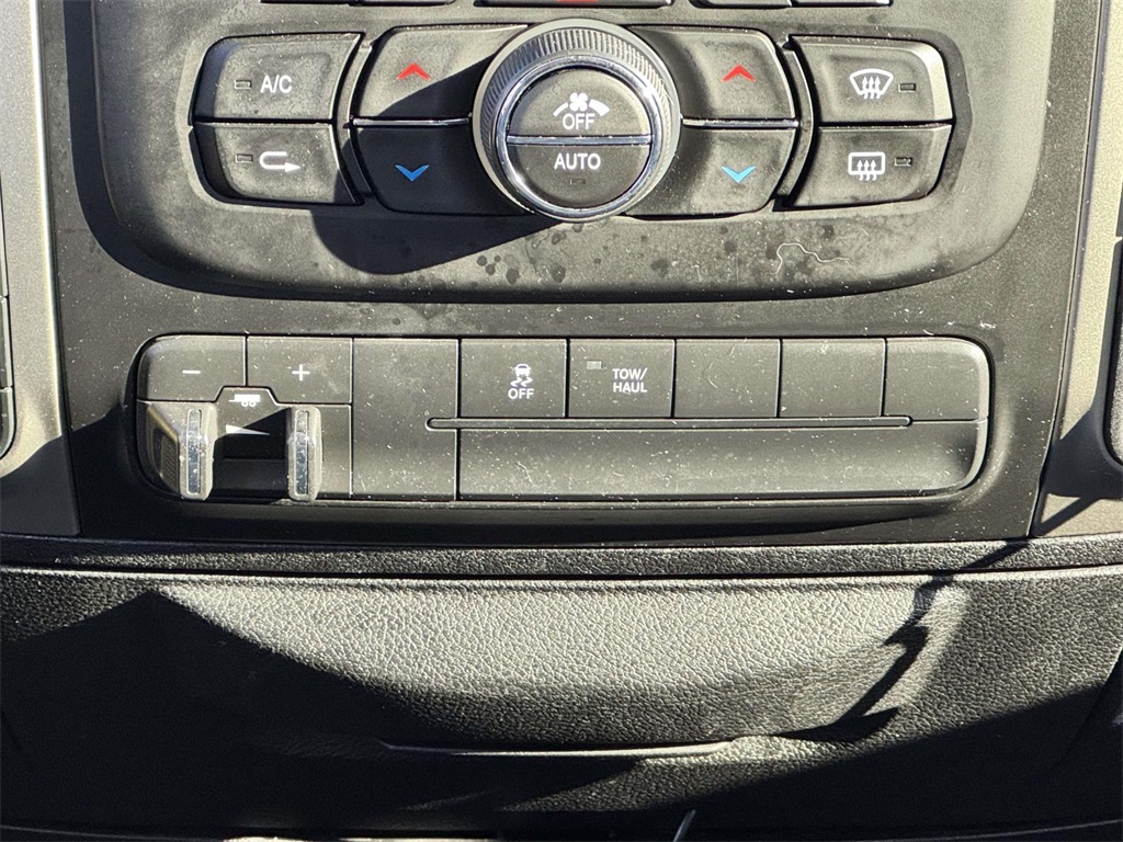2015 Ram 1500 Big Horn photo 18