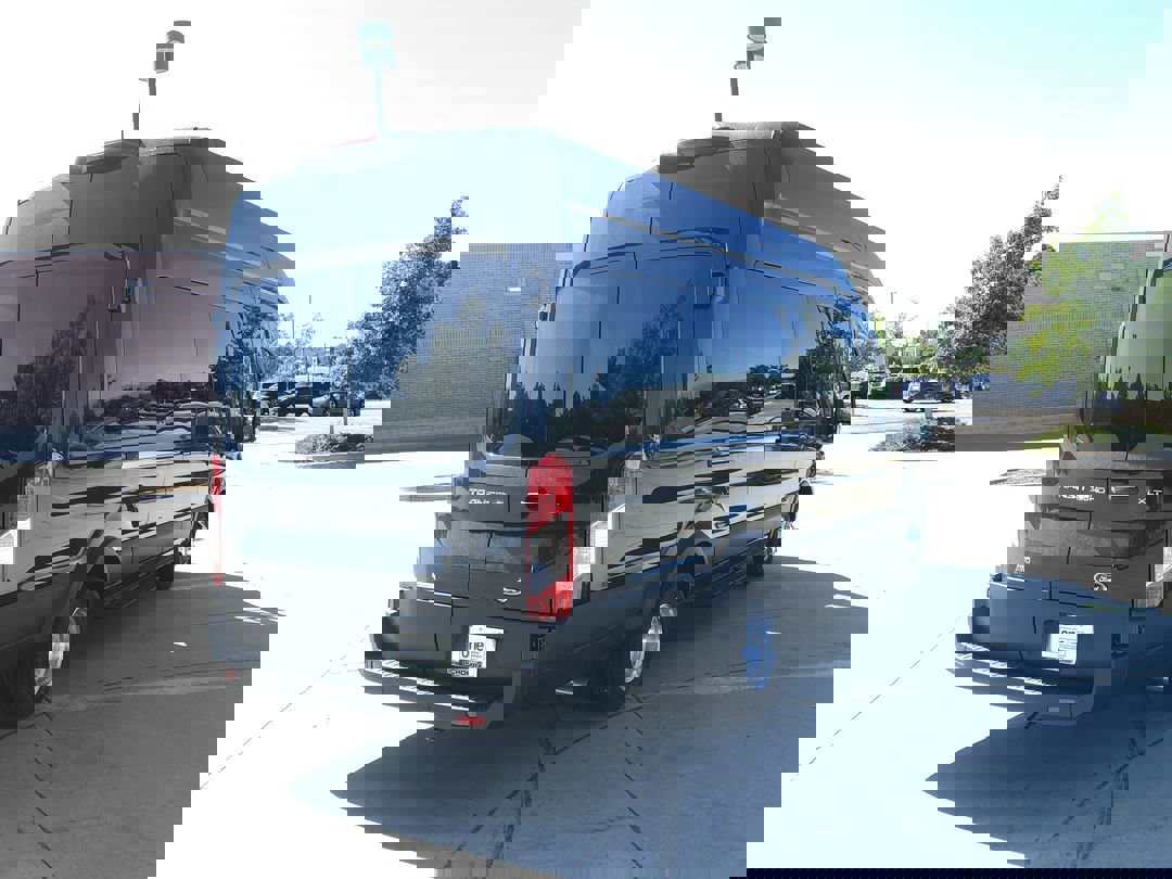 2025 Ford Transit photo 8