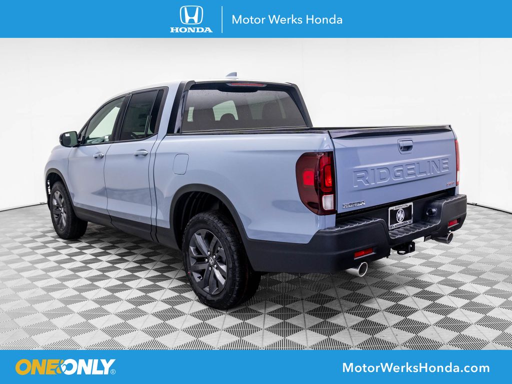 2025 Honda Ridgeline Sport photo 3