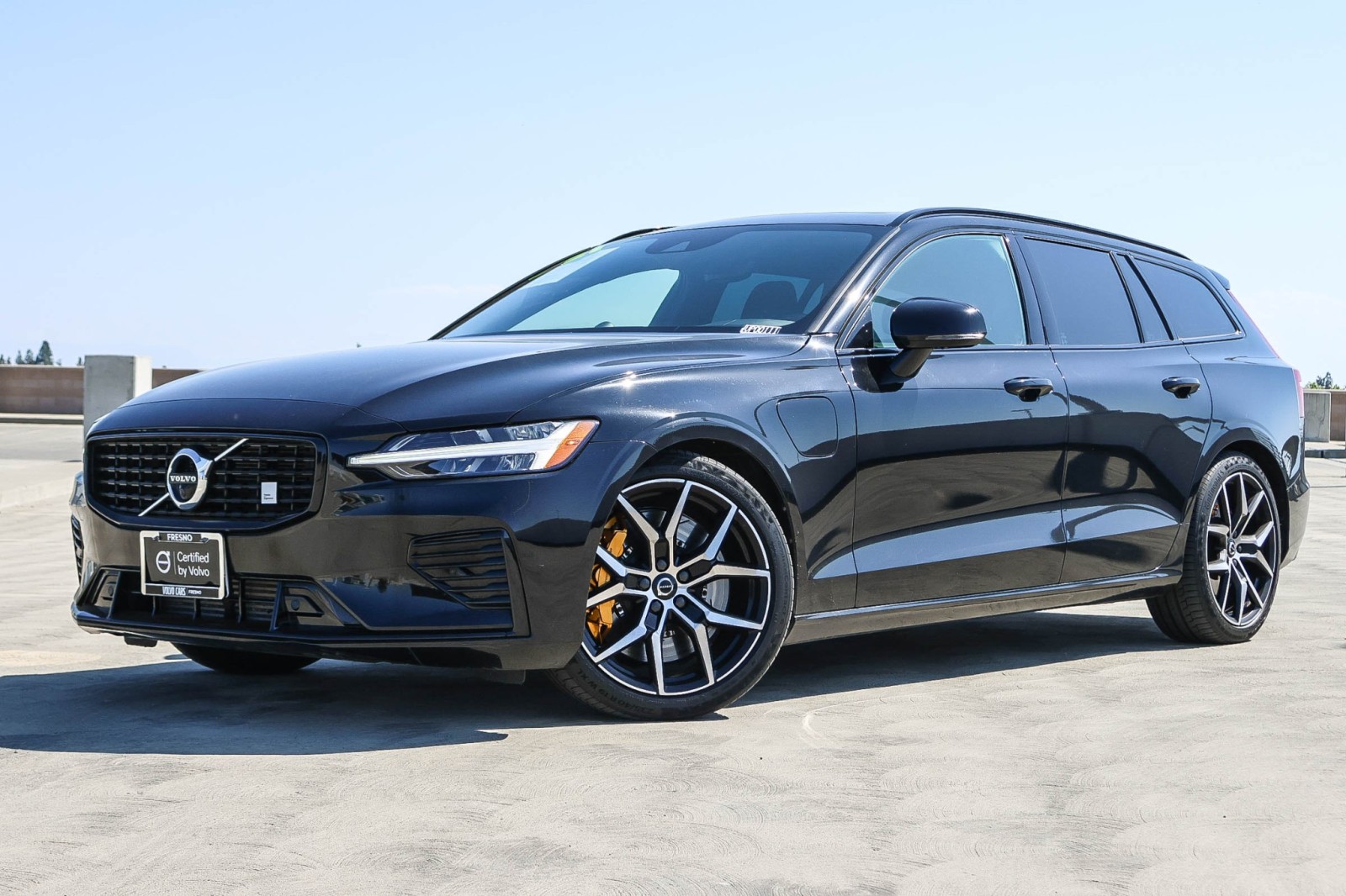 2021 Volvo V60 Polestar's photo